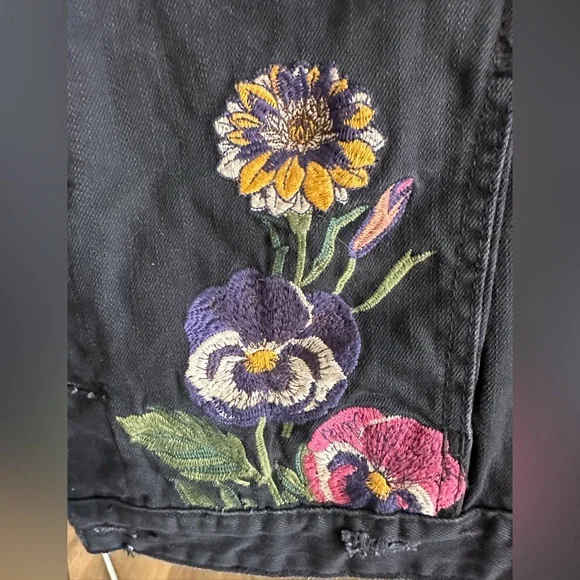Unique Botanical Floral & Hummingbird Embroidered Black Denim Jacket M - Picture 6 of 16
